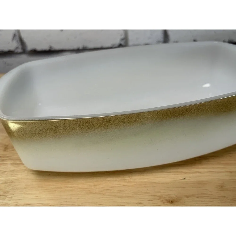 Federal Atomic Harlequin & Mesa Casseroles Loaf Milk Glass Starburst Vintage